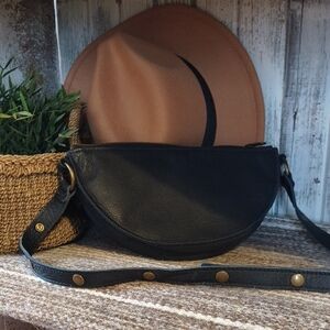 Lyons Leather "Bee" Original Style